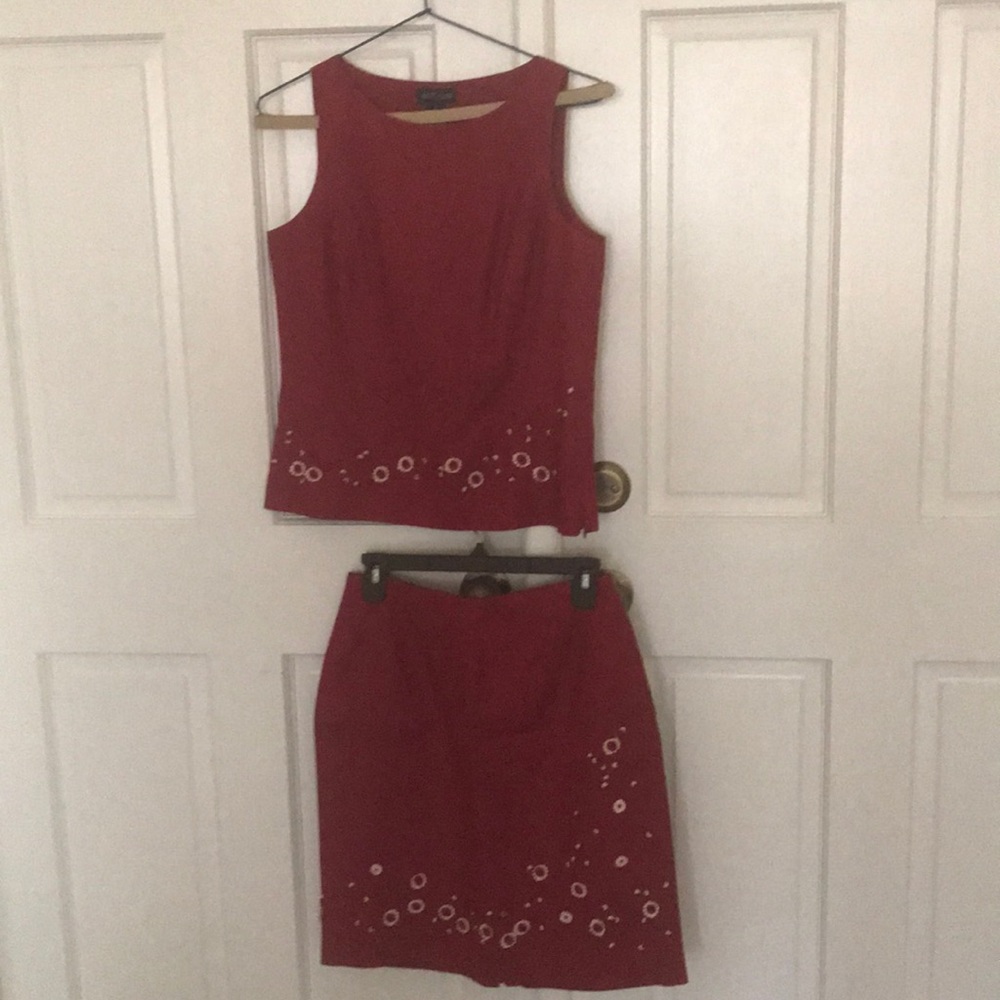 Ann Taylor linen outfit-blouse + A-line skirt